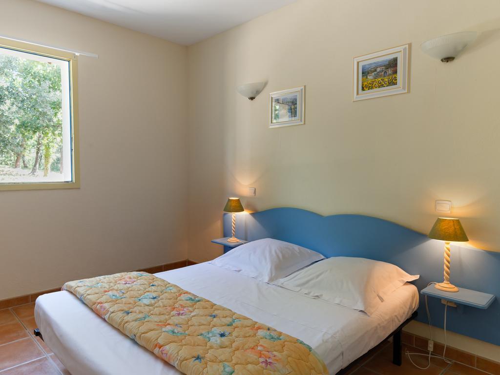 Lagrange Vacances Les Mazets De Gaujac Gaujac  Room photo