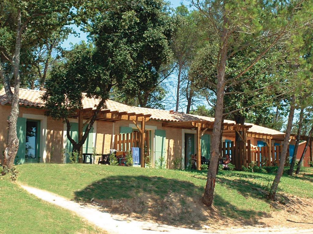 Lagrange Vacances Les Mazets De Gaujac Gaujac  Room photo